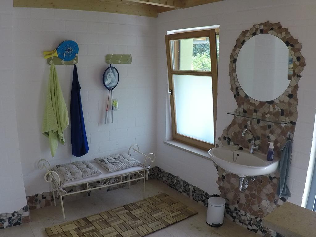 Pension Am Weinberg Bed & Breakfast Mainstockheim Luaran gambar