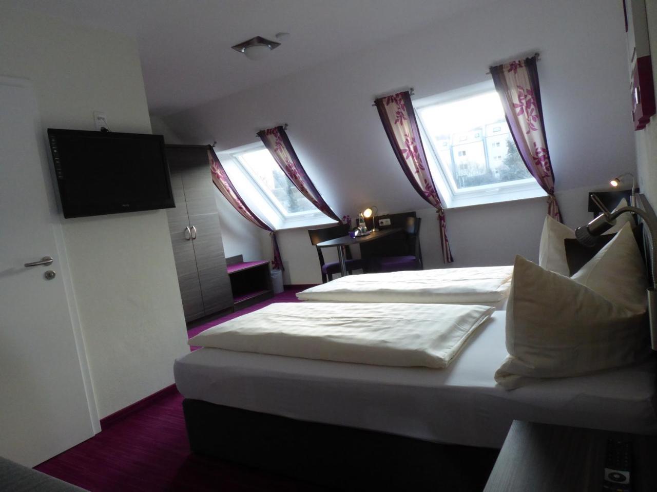 Pension Am Weinberg Bed & Breakfast Mainstockheim Luaran gambar